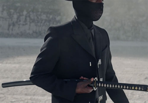 混亂和秩序的交鋒：路易威登發布2022春夏男裝時裝秀